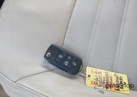 2013 Volkswagen Passat 2.0L Tdi Sel Premium из США, поврежденный, VIN 1VWCN7A36DC019797